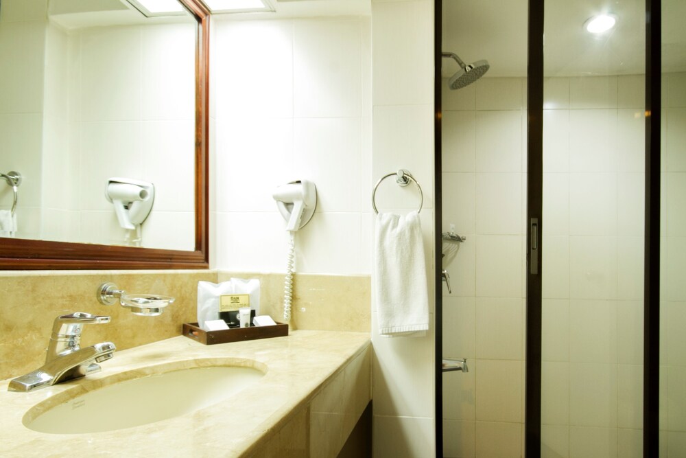 AIM Conference Center Manila 51/53