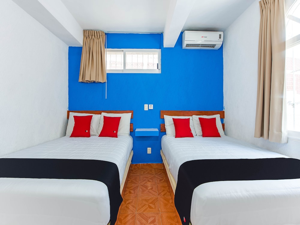 2 BEDROOMS, MASTER, SUITE
