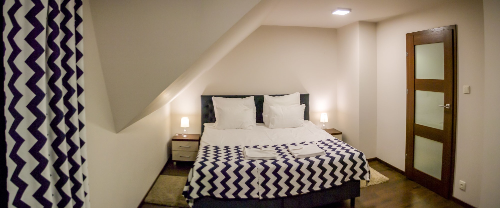 Family, Apartment, 1 Double and 3 Single Beds, Mountain View, Sofa
