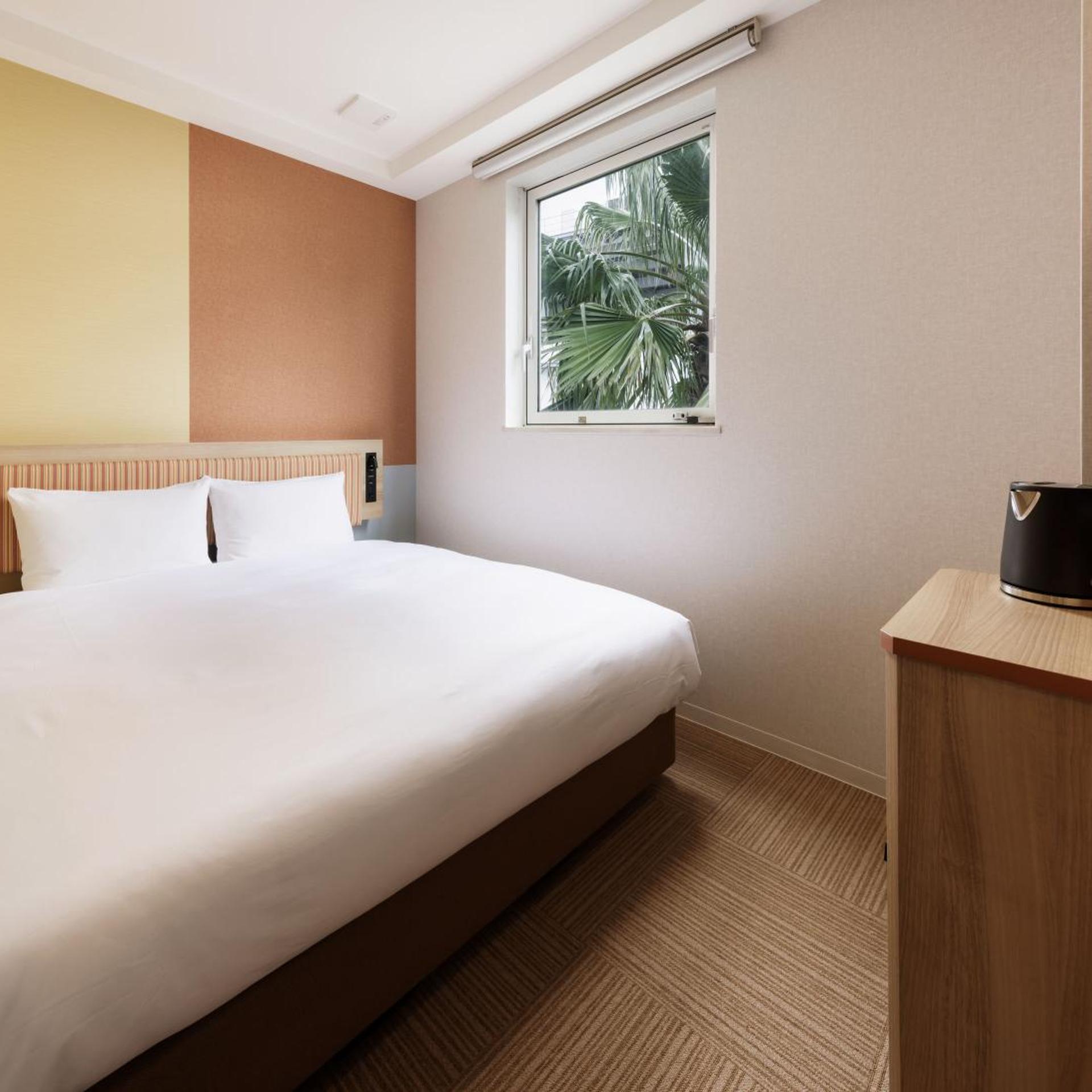 Renovated, Bay, Double Bed