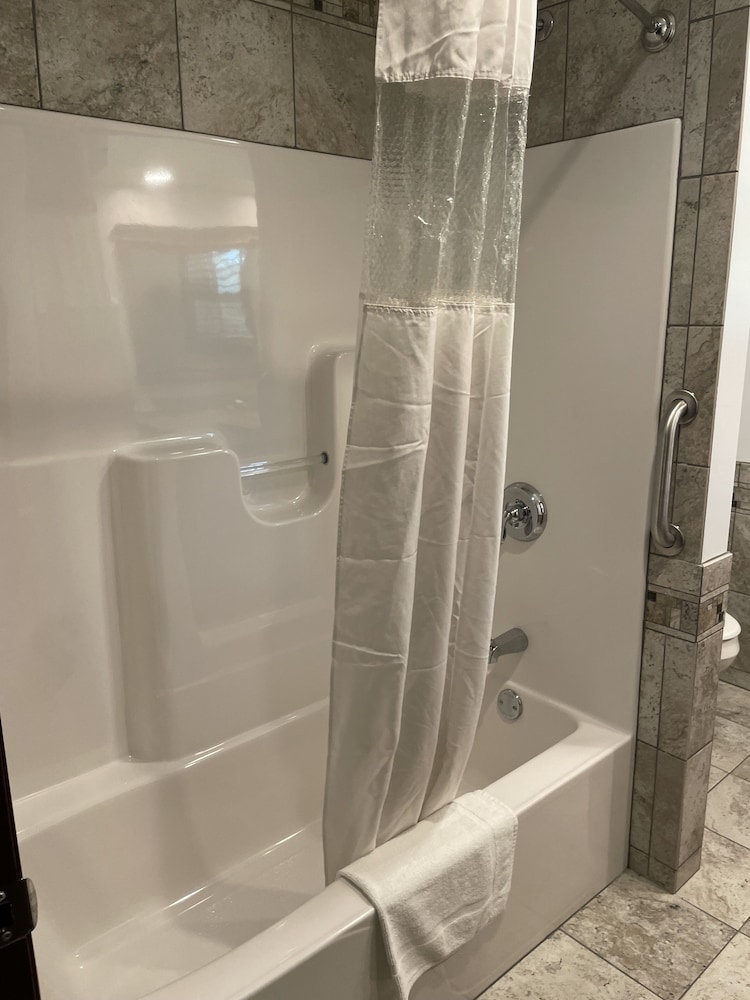 All Star Value Inn 18/74