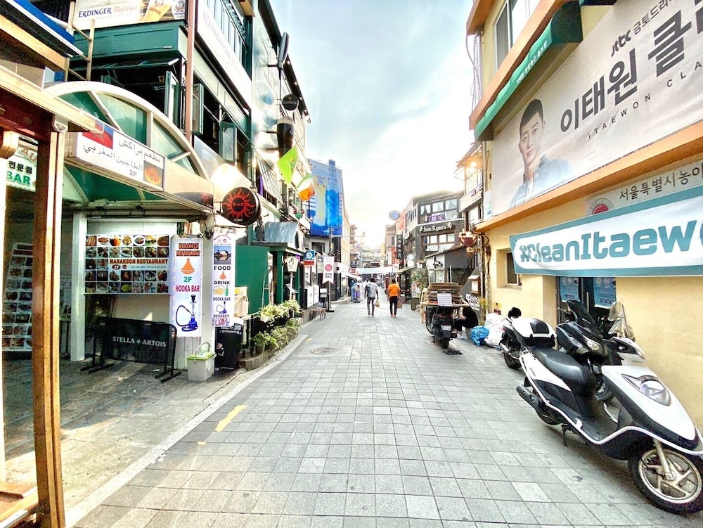 Namsan Forest In Myeongdong 46/56