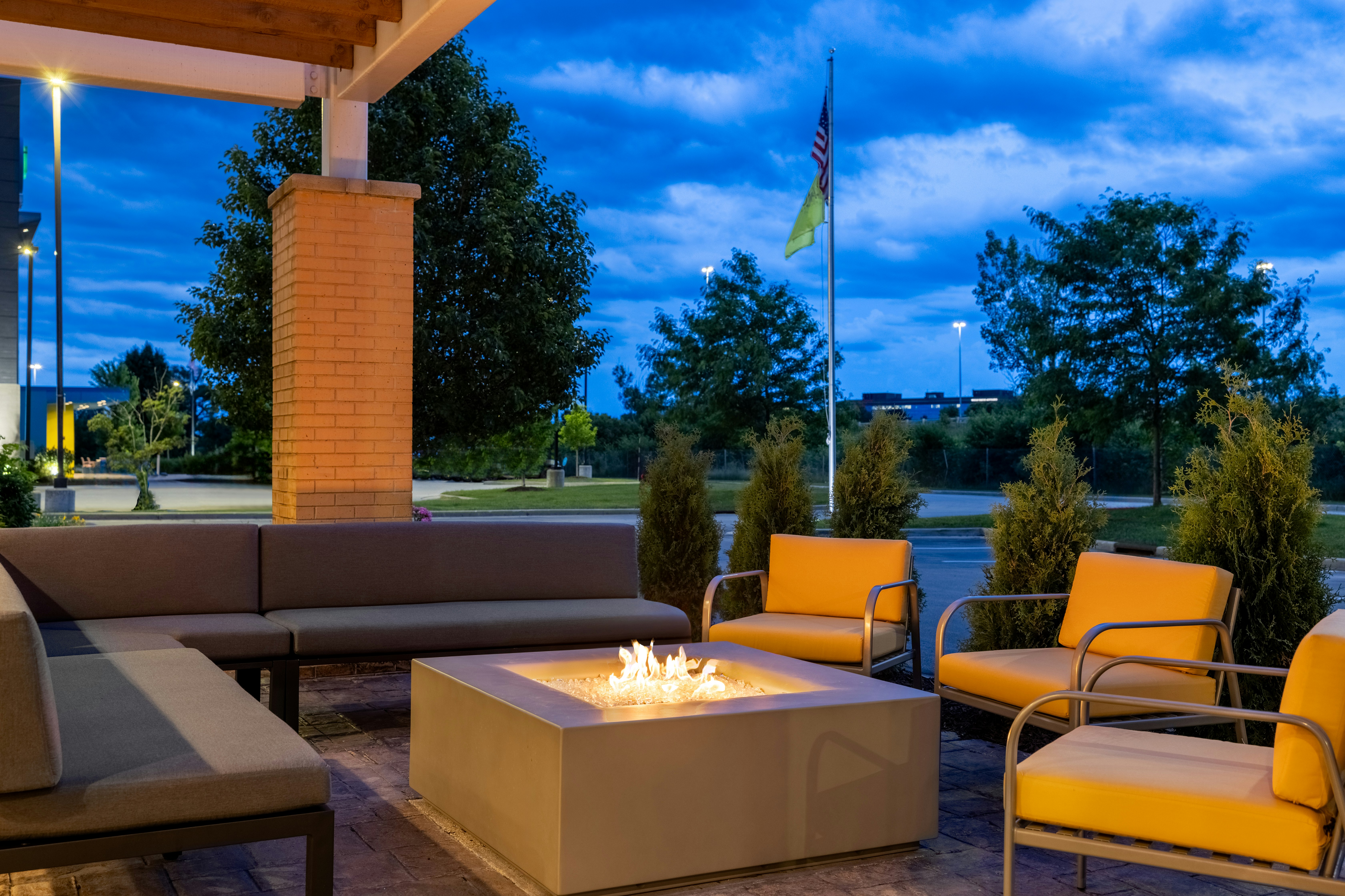 Home2 Suites By Hilton Milwaukee Brookfield 24/47