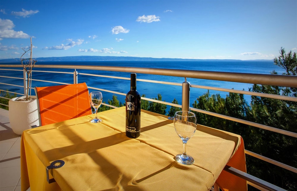 Ark Beach Hotel 28/50