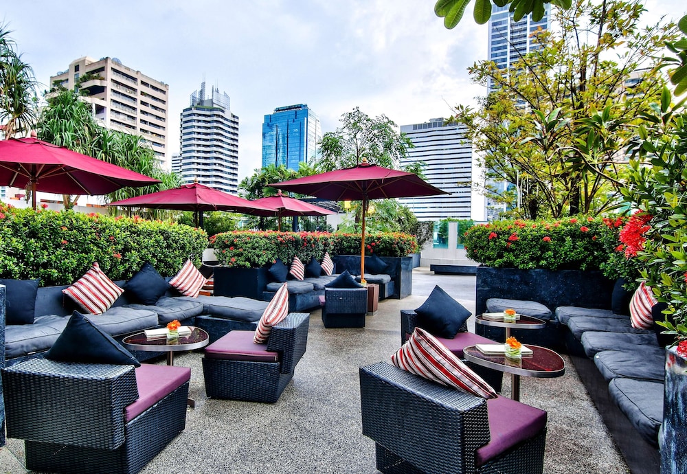 PARK PLAZA BANGKOK(SOI 18) 66/75