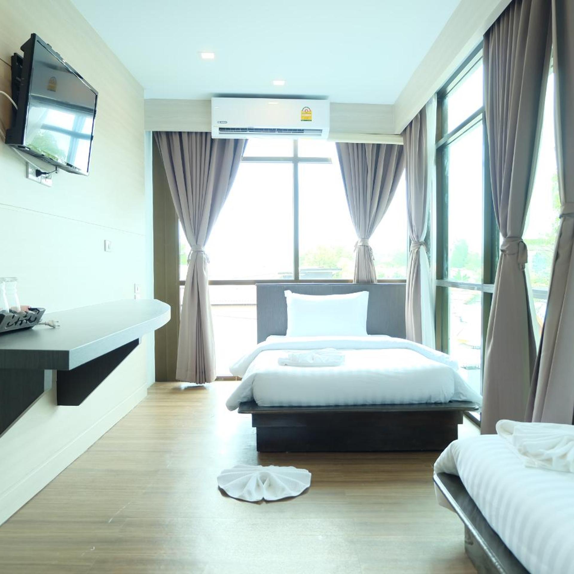 A Plus Deluxe Hotel 22/68