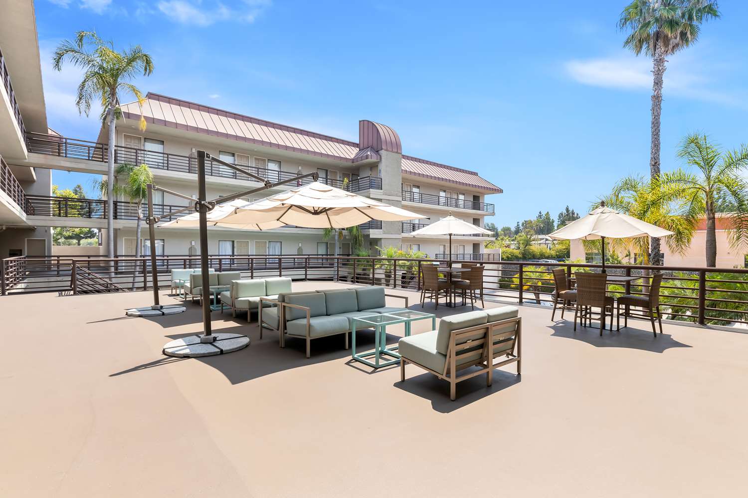 Best Western Plus Irvine Spectrum Hotel 33/33