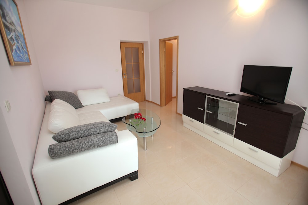 VILLA SUN 9/50