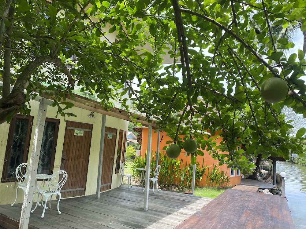 Kalacanal Resort 5/50