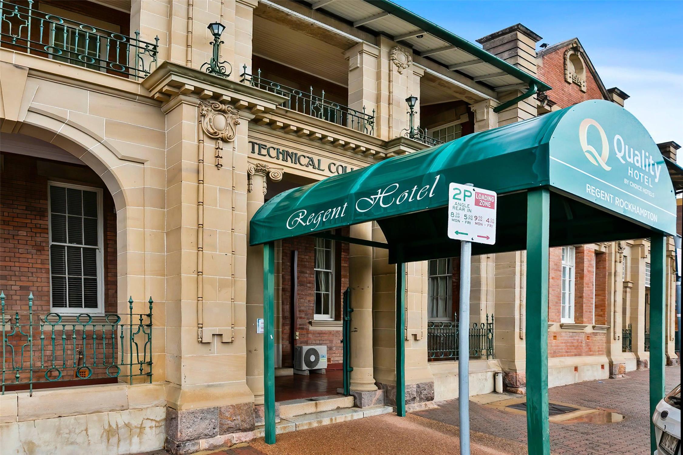 Quality Hotel Regent Rockhampton 3/25