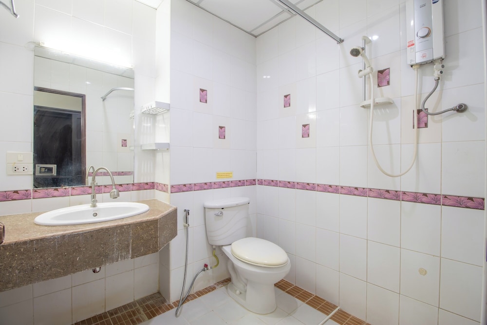 Budget Stars Hotel Chiang Mai by ZUZU 49/57
