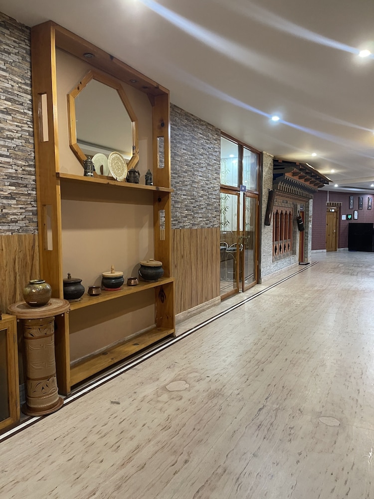 UDUMWARA RESORT 13/50