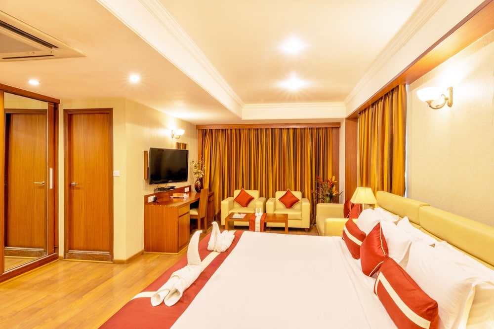 Octave Suites - Residency Road 9/33