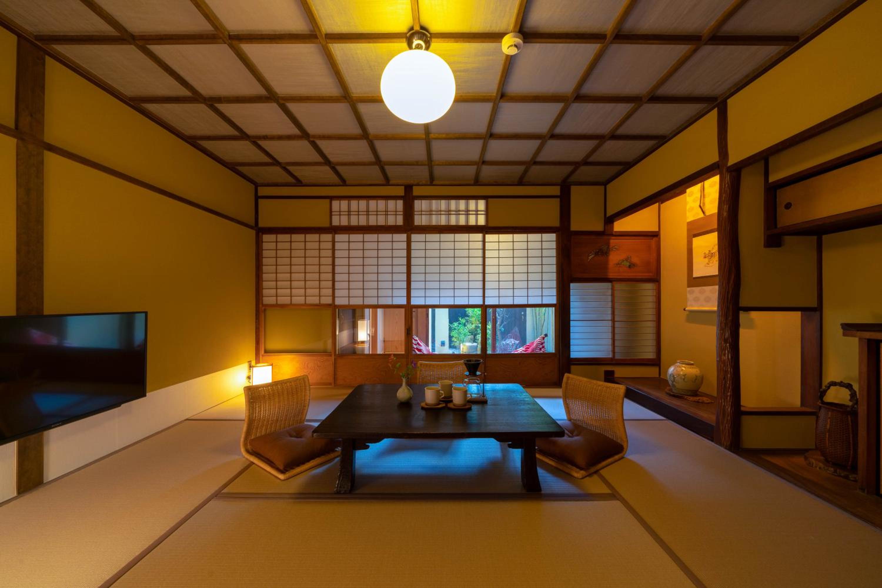Suite, Garden View