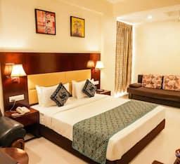 Grand, Sai, King Bed