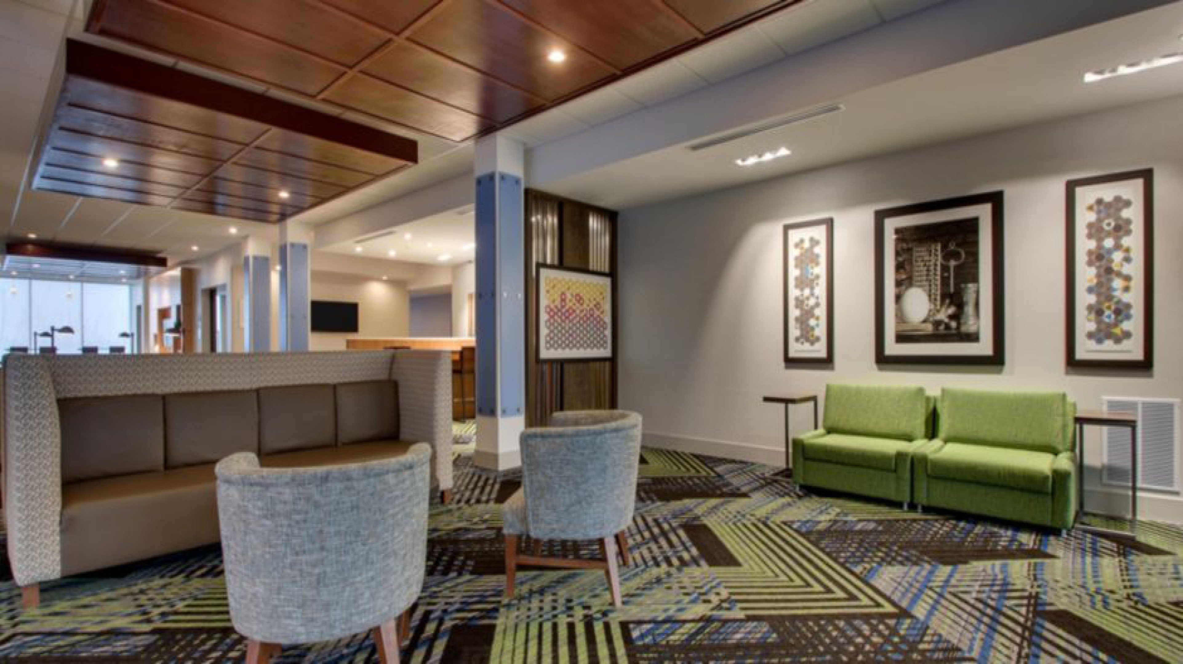 Holiday Inn Express Hotel Suites Mount Pleasant 43/61