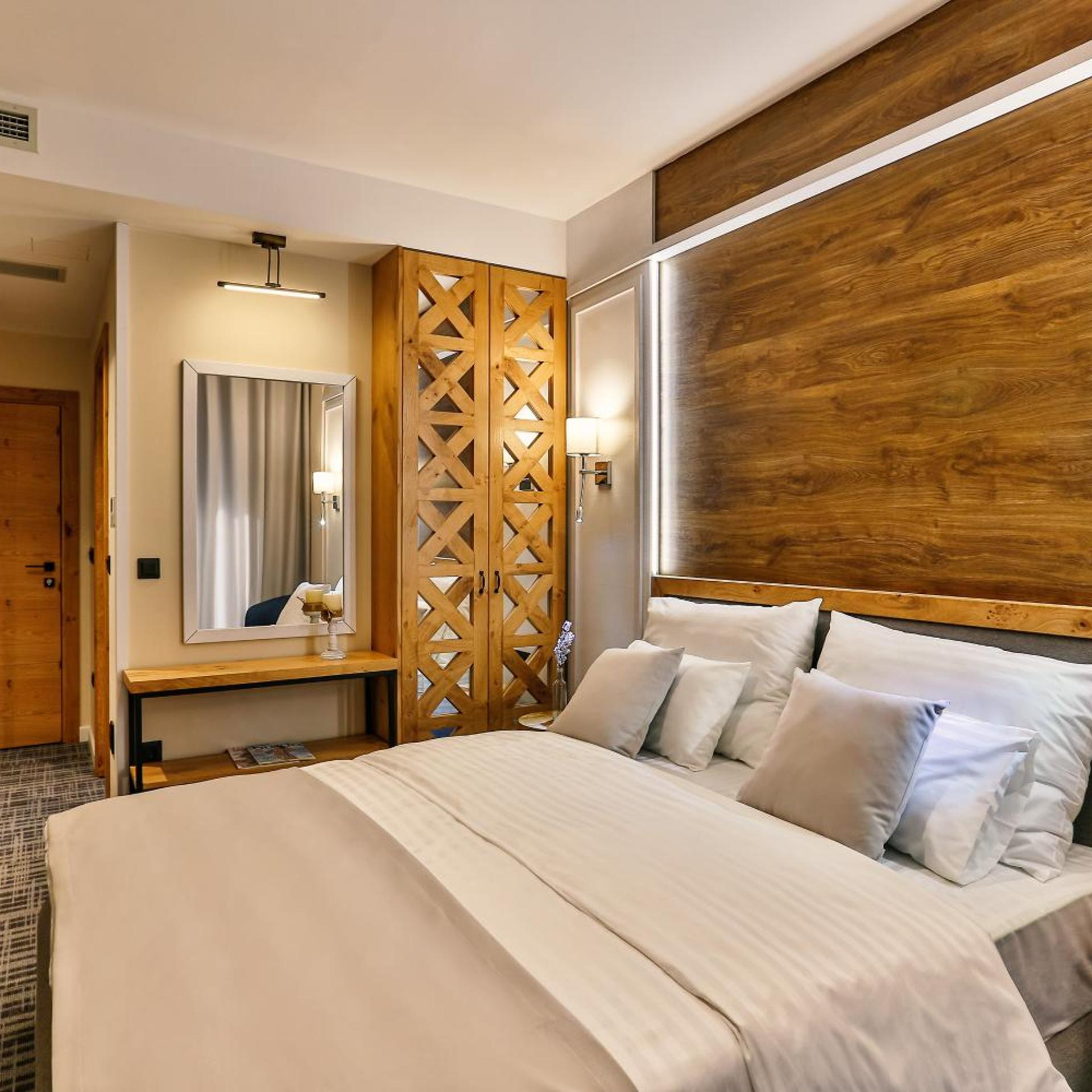 ROOM, DOUBLE BED, SEA VIEW