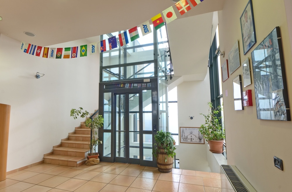 Albergo Ristorante Pizzeria Tonino 40/50