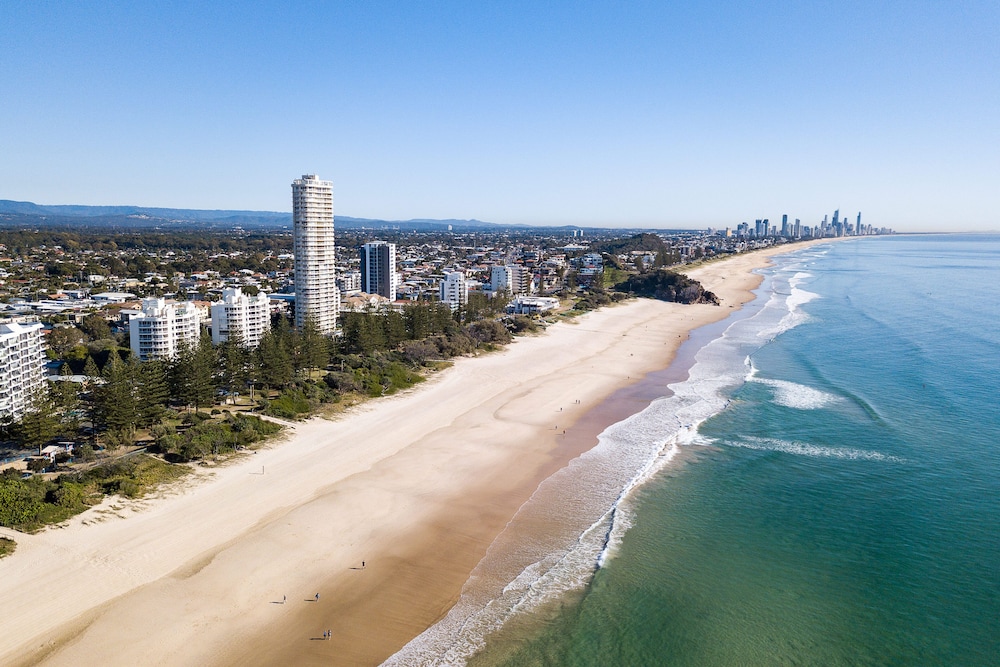 ULTIQA Burleigh Mediterranean Resort 62/65