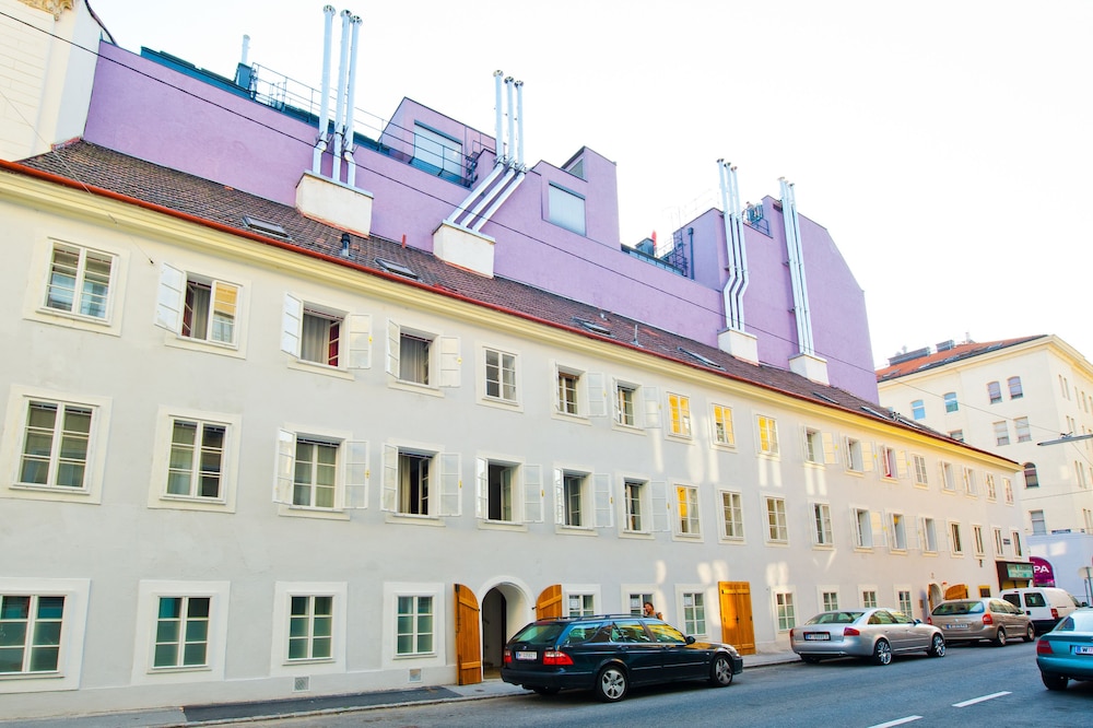 Vox Design Hotel 40/43