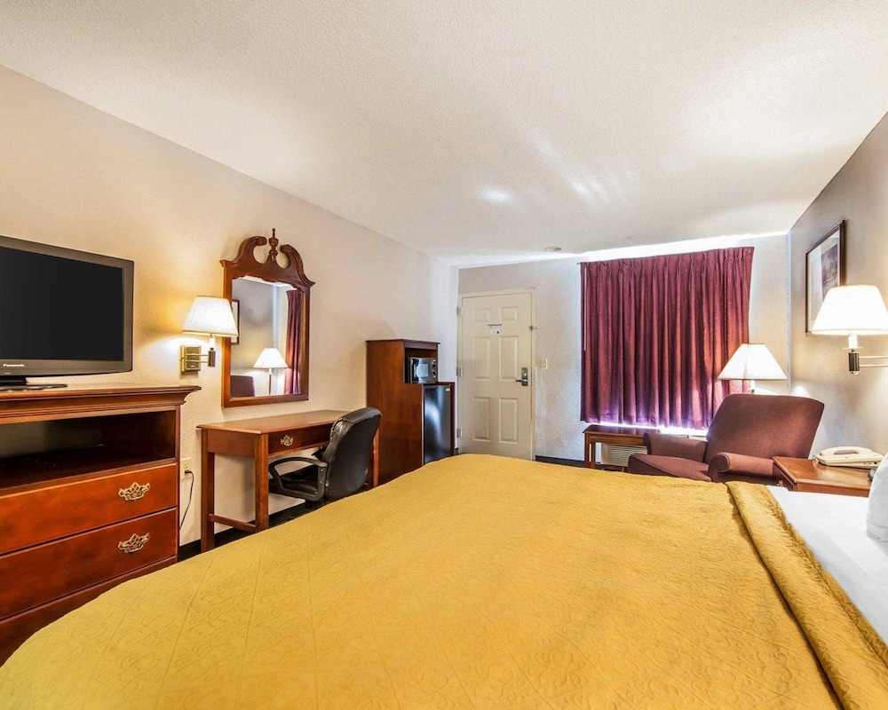 Quality Inn Ashland, KY 29/66
