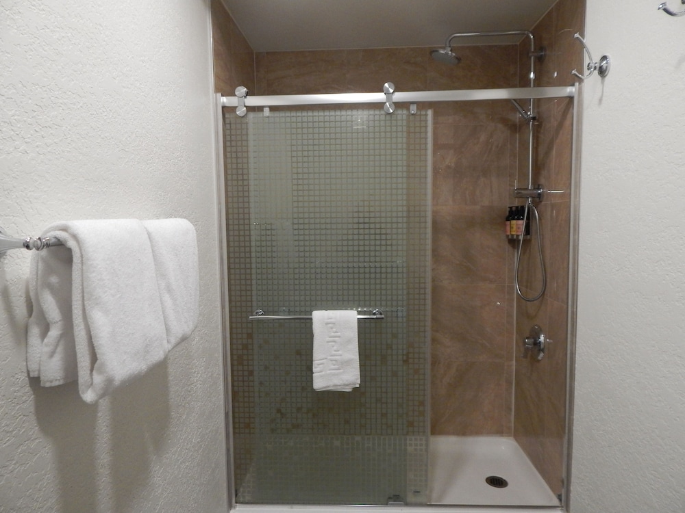 Spokane Club Inn 21/67