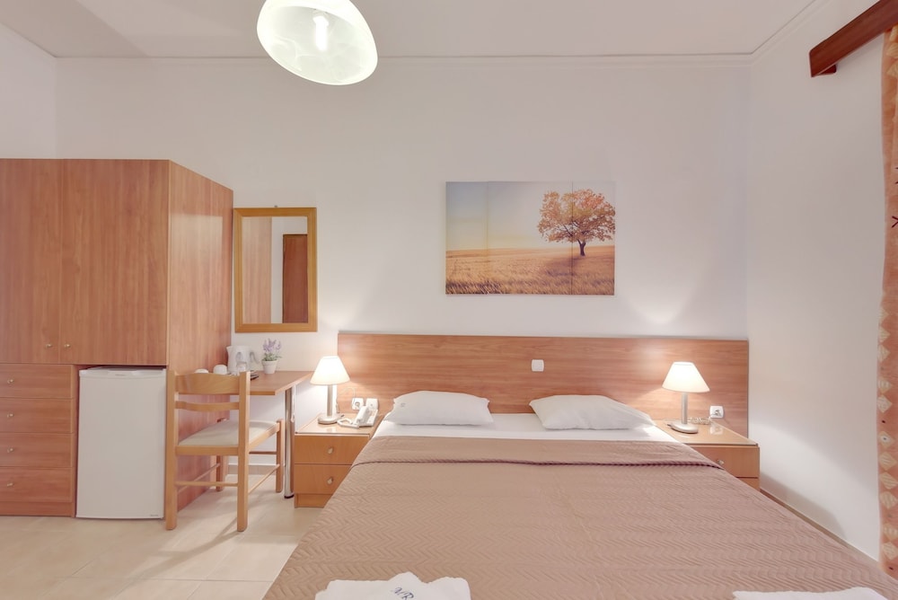 Marirena Hotel 9/41