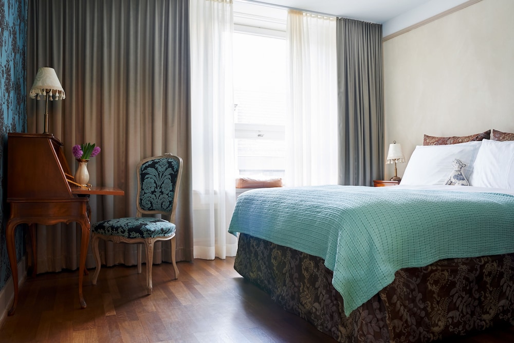 Townhouse Boutique Hotel 3/39