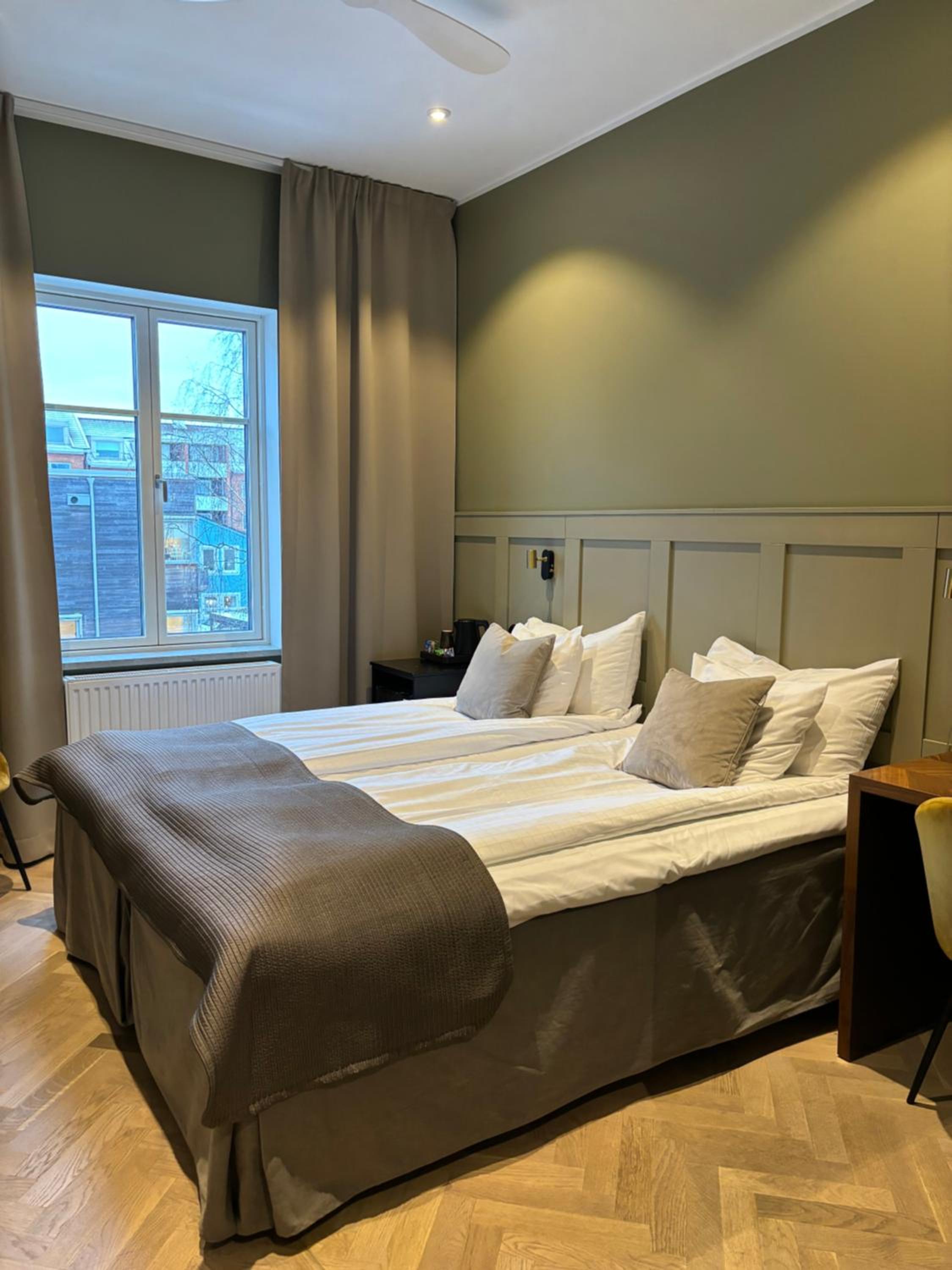 غرفة بريميوم بسرير مزدوج، Hotell Esplanad 2/10