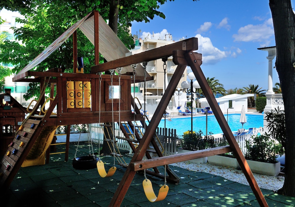 Hotel Venus 33/46