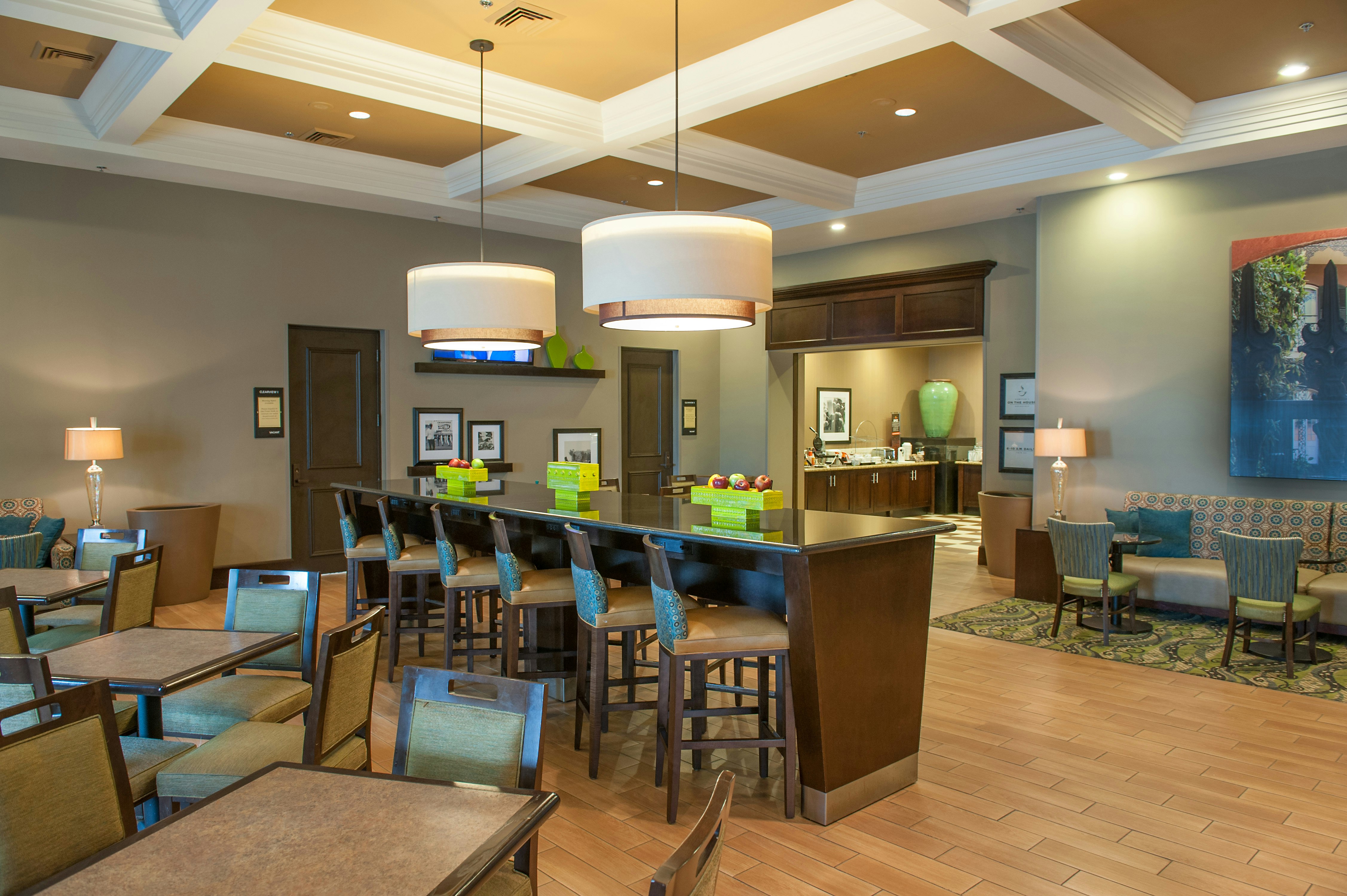 Hampton Inn & Suites New Orleans-Elmwood/Clearview Parkway Area 24/44
