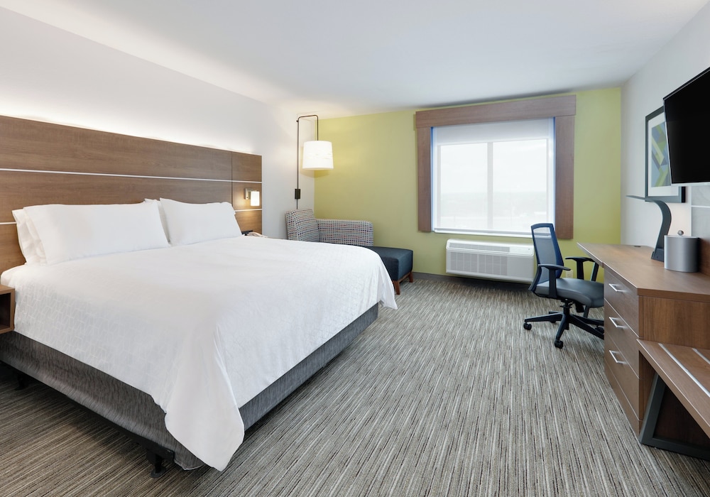 Holiday Inn Express Hotel & Suites San Antonio Nw Near Seaworld 33/76
