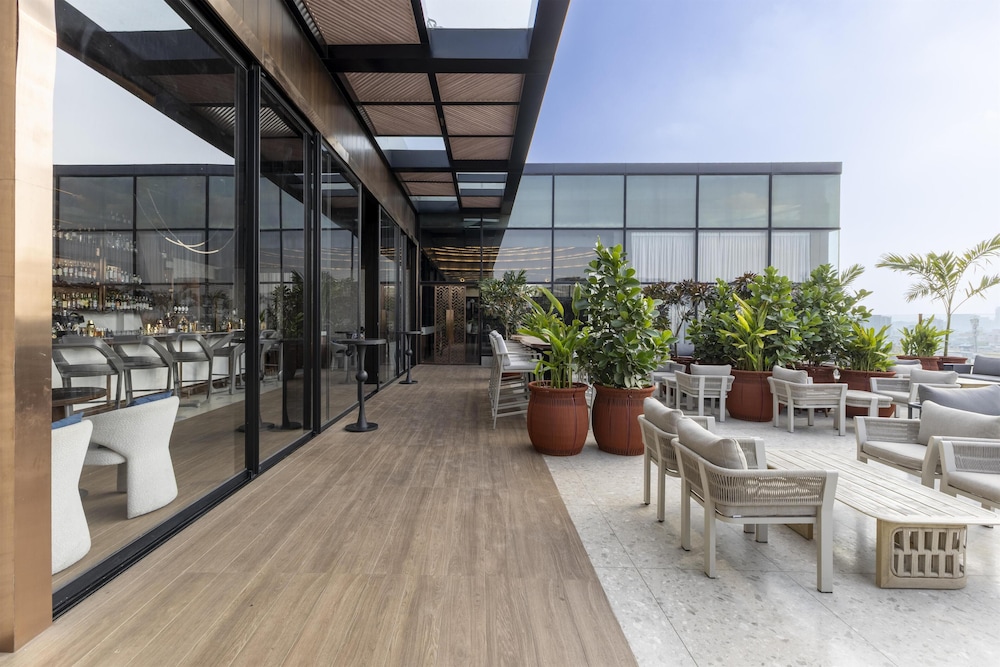 Radisson Blu Hotel Pune Kharadi 71/77
