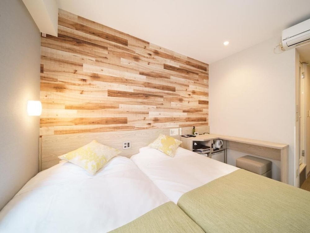 Compact, Twin Beds