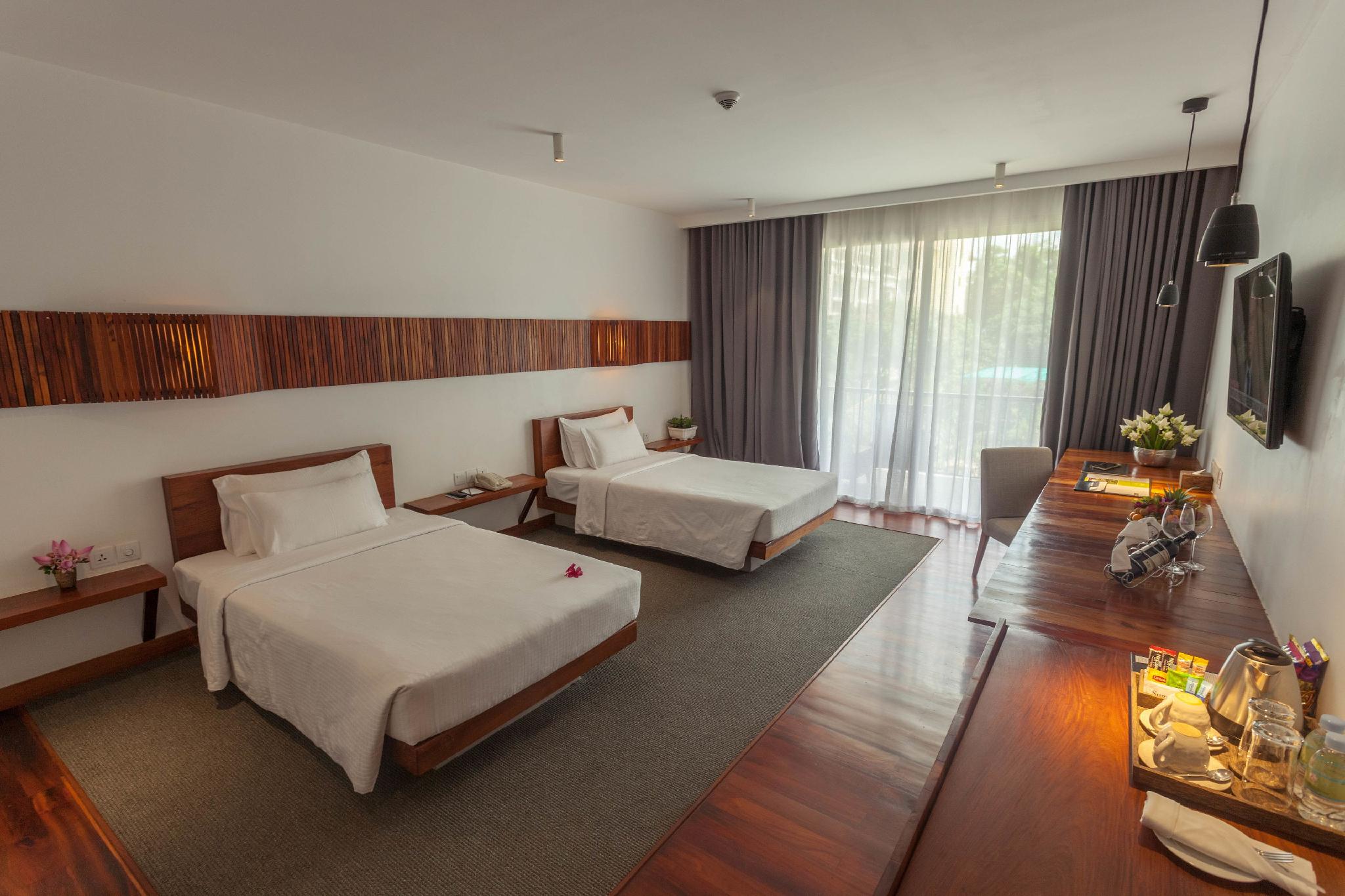Deluxe, Executive, 2 Double Beds, Hotel Somadevi Boutique 2/2