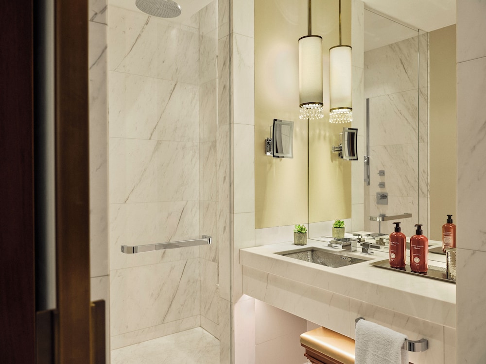 Park Hyatt Vienna 77/78