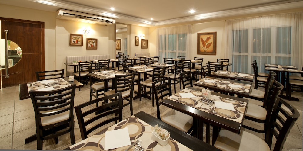 Hb Hotels Sequoia 43/50
