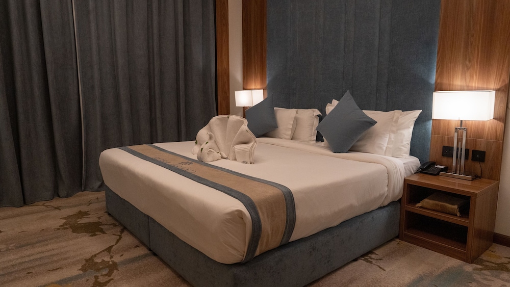 فندق روزا جراند(Rosa Grand Hotel) 14/53