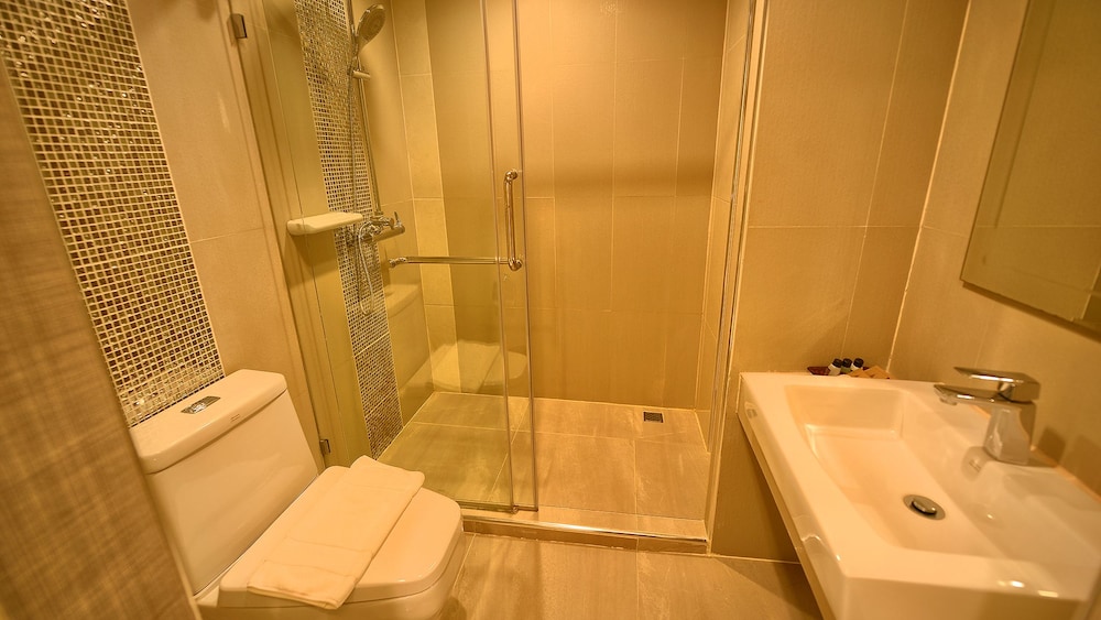 Phuglong Luxury Hotel 46/50