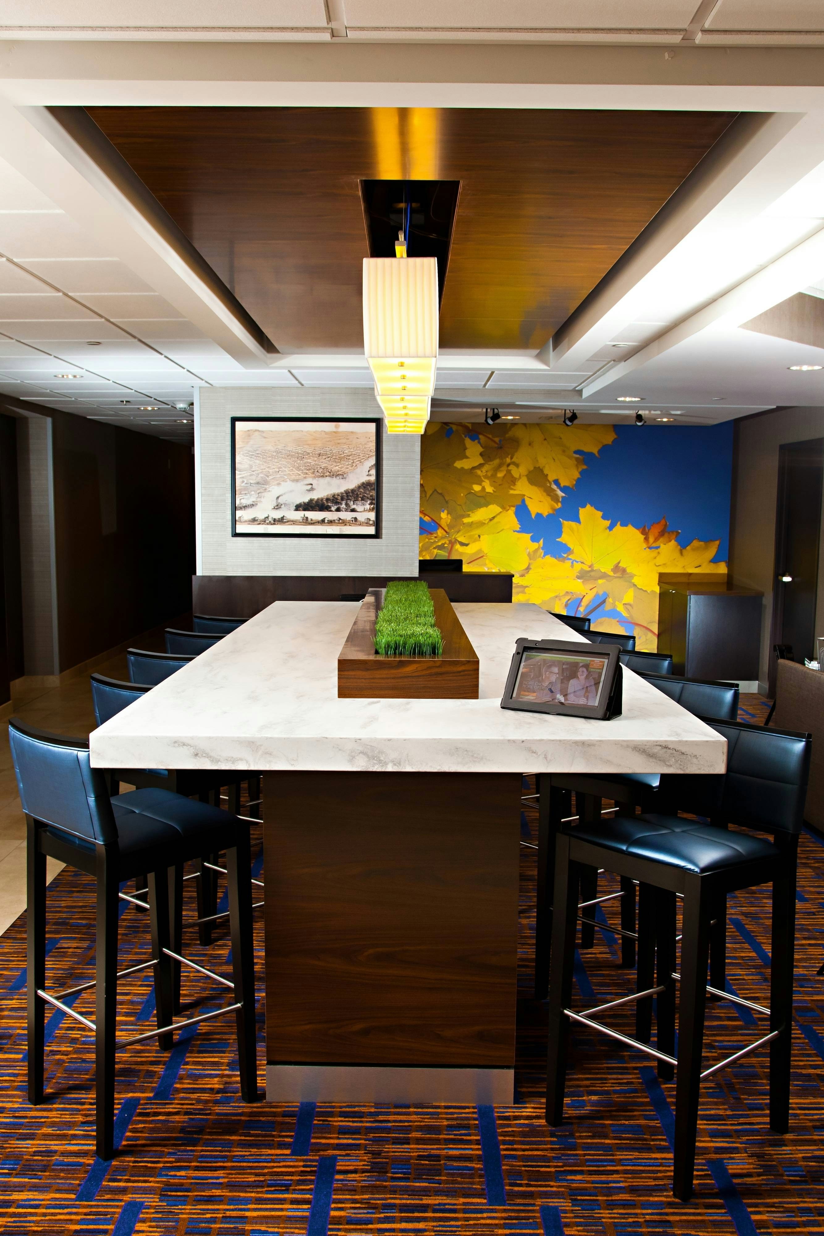 Courtyard By Marriott La Crosse 15/23