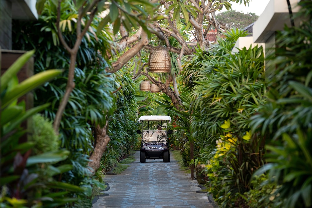 Avani Seminyak Bali Resort 69/77