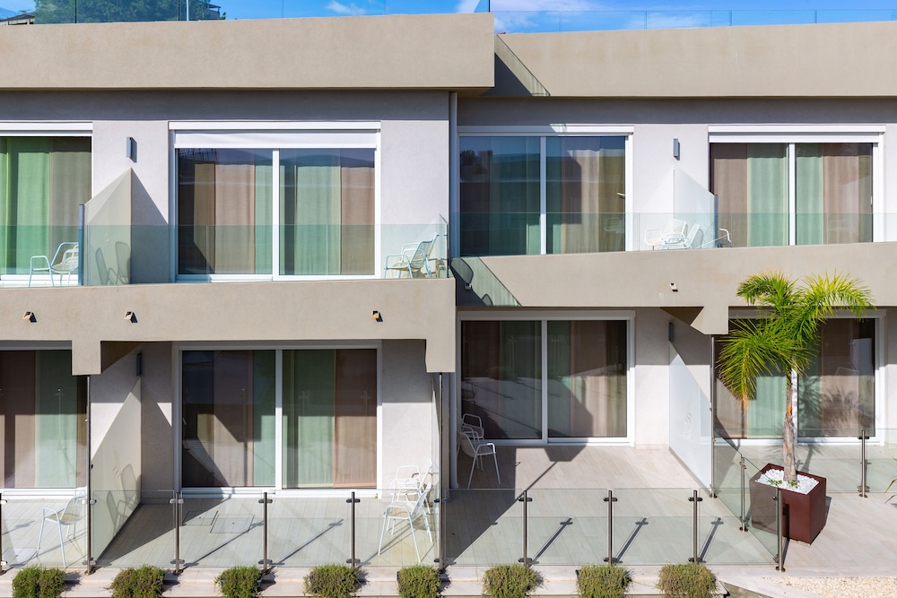 Zeus Residence Hotel 1/50