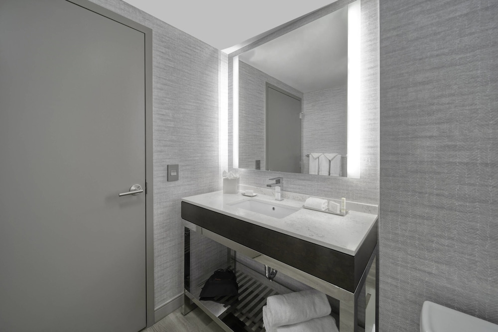 Residence Inn Boston Downtown South End 12/45