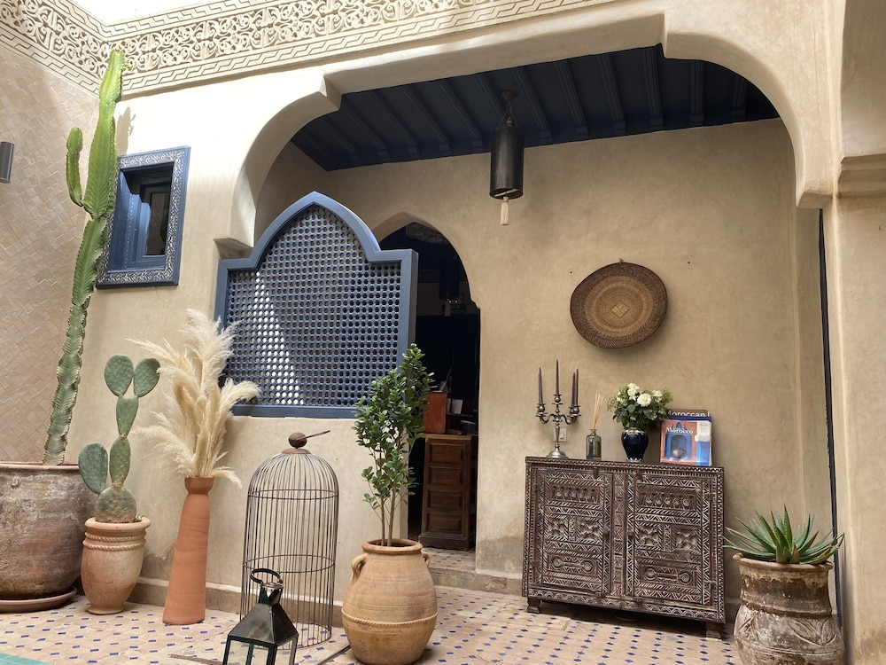 Riad Jonan 6/65