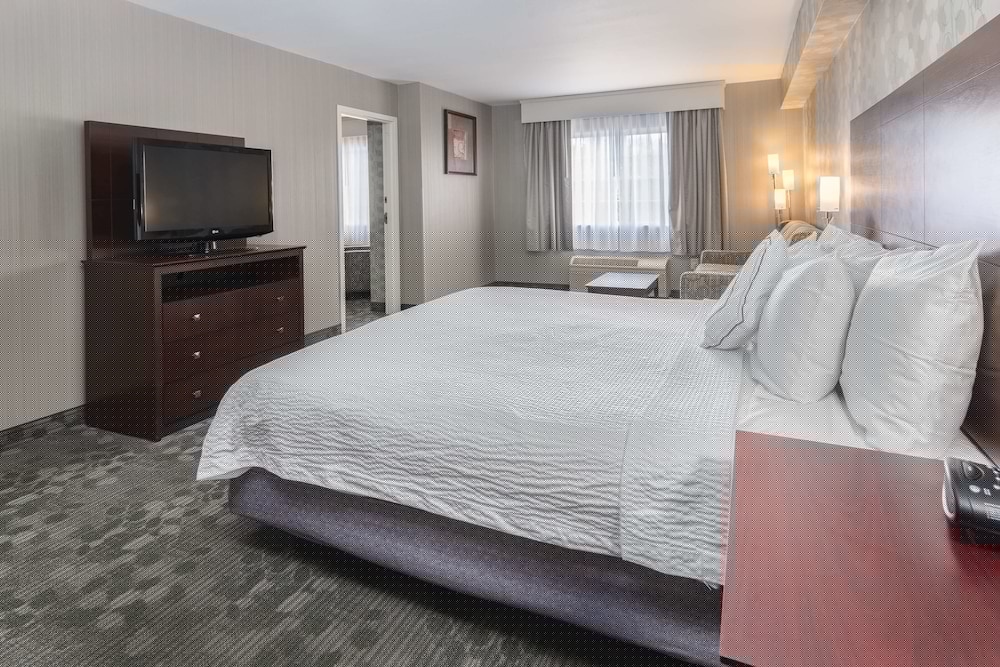 Best Western Concord Inn & Suites 12/31