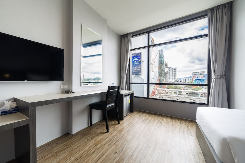 Z Sleep Hotel 12/59