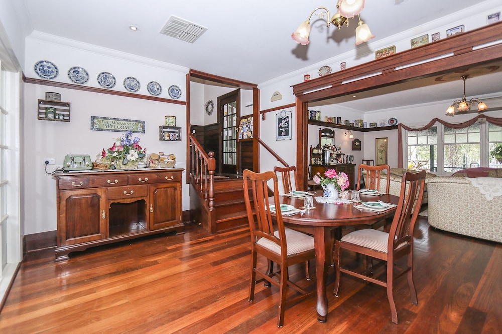 Rosebridge House Bed & Breakfast 31/50