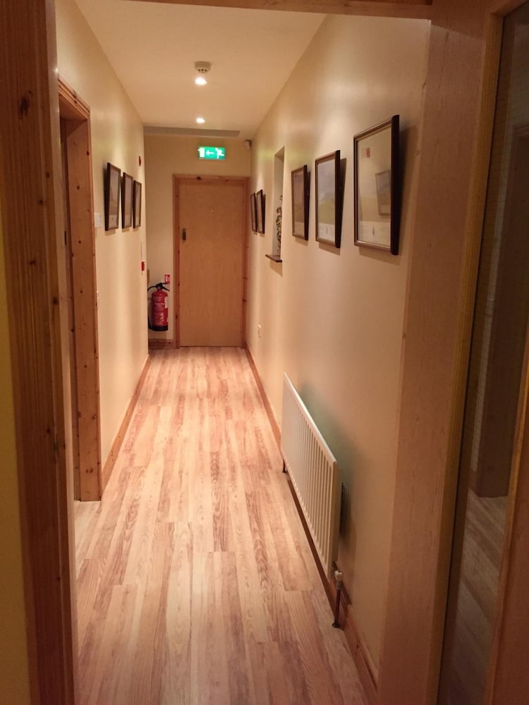 Aaranmore Lodge Bed & Breakfast 27/53