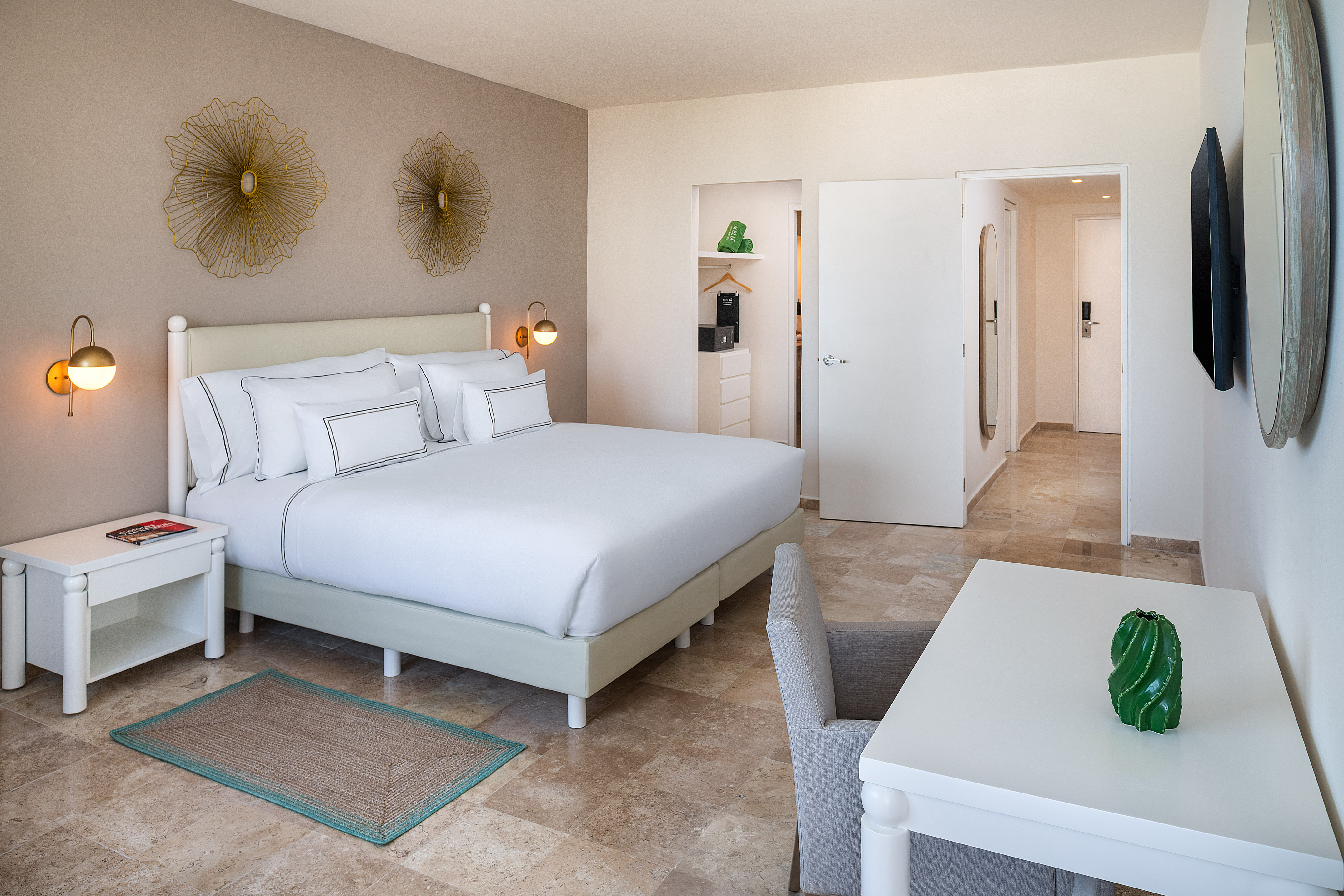 Suite, Ocean View