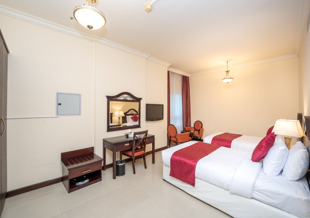 DELUXE, TWIN BEDS
